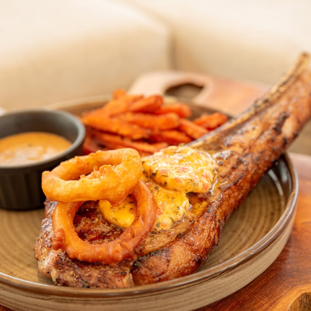 Tomahawk Steak